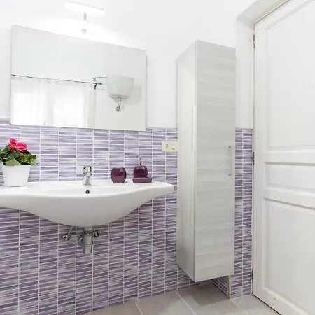 Confortevole Provenzale Apartamento SantʼAntìoco