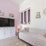 شقة Confortevole Provenzale
