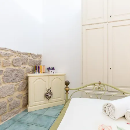 Confortevole Provenzale Сант-Антиоко