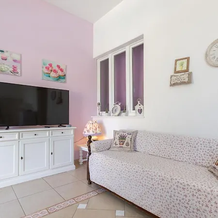 Apartment Confortevole Provenzale