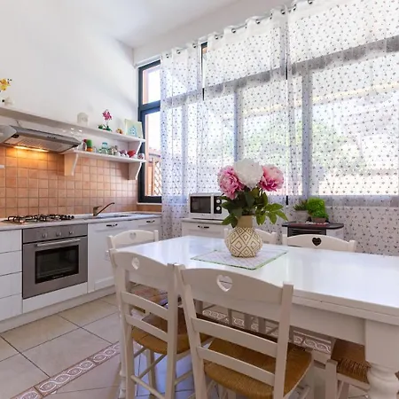 Apartment Confortevole Provenzale Sant'Antioco